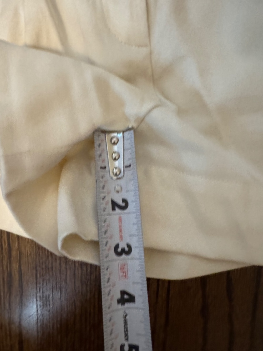 Reiss Ember Tailored Cream Shorts Size 4 - Picture 7 of 10